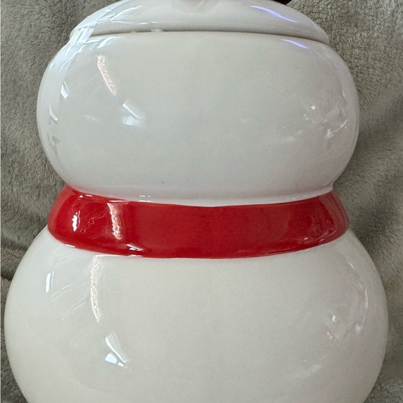 2023 JOHANNA PARKER CARNIVAL COTTAGE CHRISTMAS WINTER SNOWMAN COOKIE JAR NEW - Picture 8 of 11